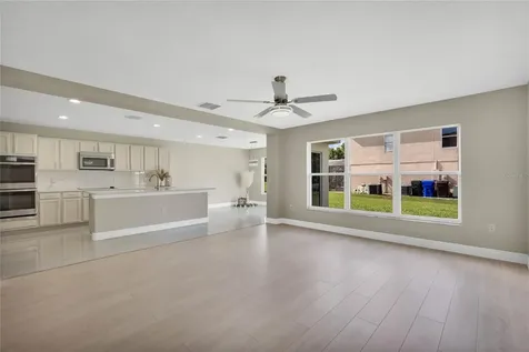 4534 Philadelphia Circle Kissimmee FL 34746