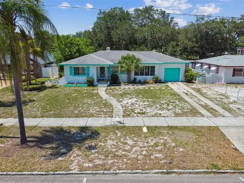 6045 1st Avenue N St Petersburg FL 33710