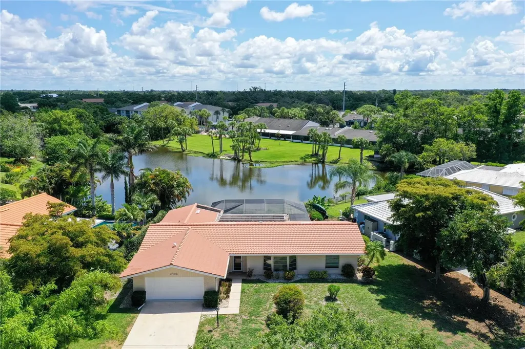 7529 Curtiss Avenue Sarasota FL 34231