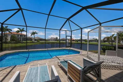 6220 Signature Pointe Lane Bradenton FL 34210