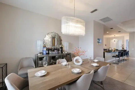 6220 Signature Pointe Lane Bradenton FL 34210