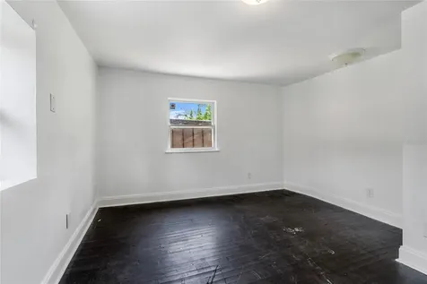 8307 N Greenwood Avenue Tampa FL 33617