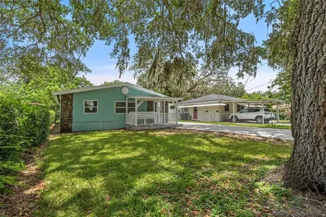 8307 N Greenwood Avenue Tampa FL 33617