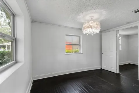 8307 N Greenwood Avenue Tampa FL 33617