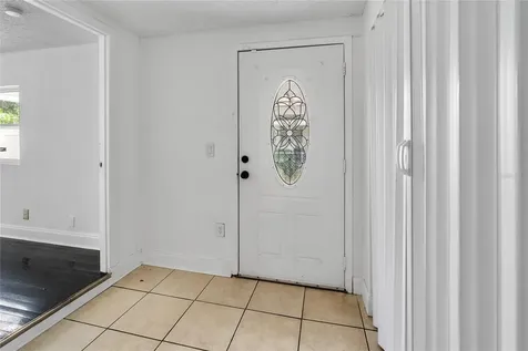 8307 N Greenwood Avenue Tampa FL 33617