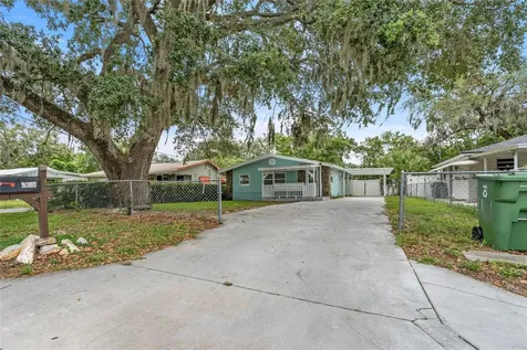 8307 N Greenwood Avenue Tampa FL 33617