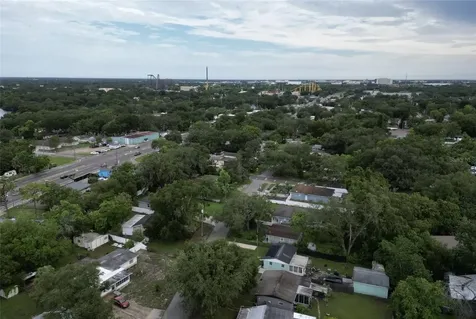 8307 N Greenwood Avenue Tampa FL 33617
