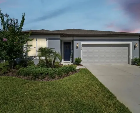 6285 Bradford Woods Drive Zephyrhills FL 33542