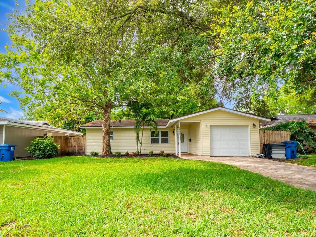 1744 26th Avenue N St Petersburg FL 33713