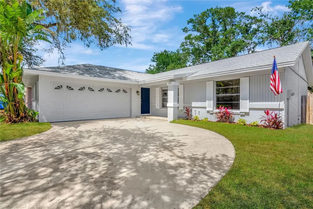 311 Foxwood Drive Brandon FL 33510