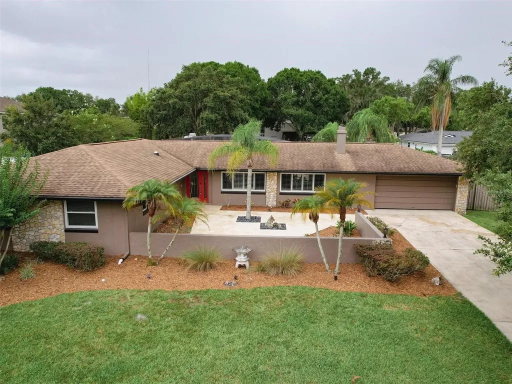 702 Valencia Shores Drive Winter Garden FL 34787