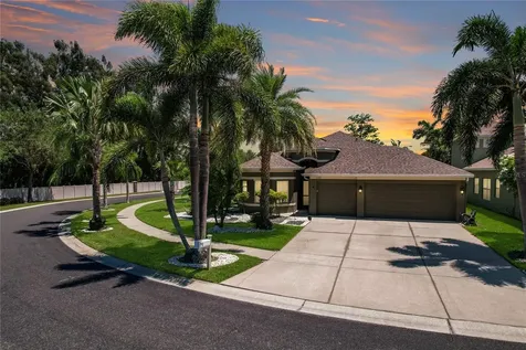 1620 Mira Lago Circle Ruskin FL 33570