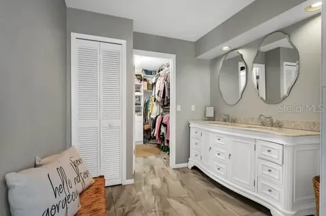 9728 Kevinview Cove Orlando FL 32836