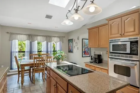 9728 Kevinview Cove Orlando FL 32836