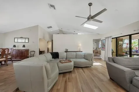 9728 Kevinview Cove Orlando FL 32836