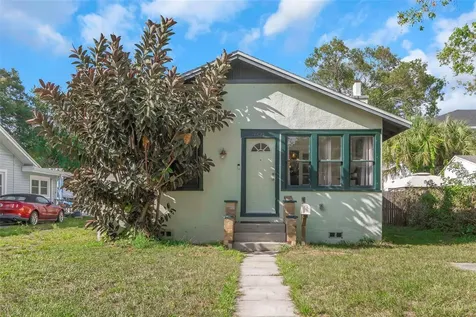 4623 Iris Street N St Petersburg FL 33714