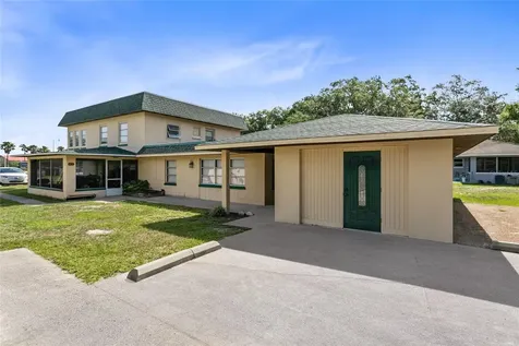 1699 Us Highway 441 Leesburg FL 34748