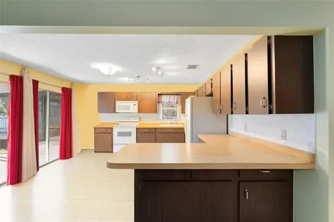 1699 Us Highway 441 Leesburg FL 34748