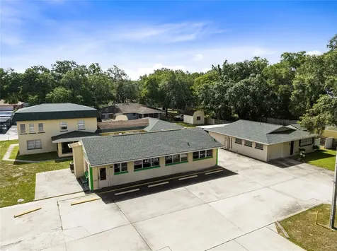1699 Us Highway 441 Leesburg FL 34748