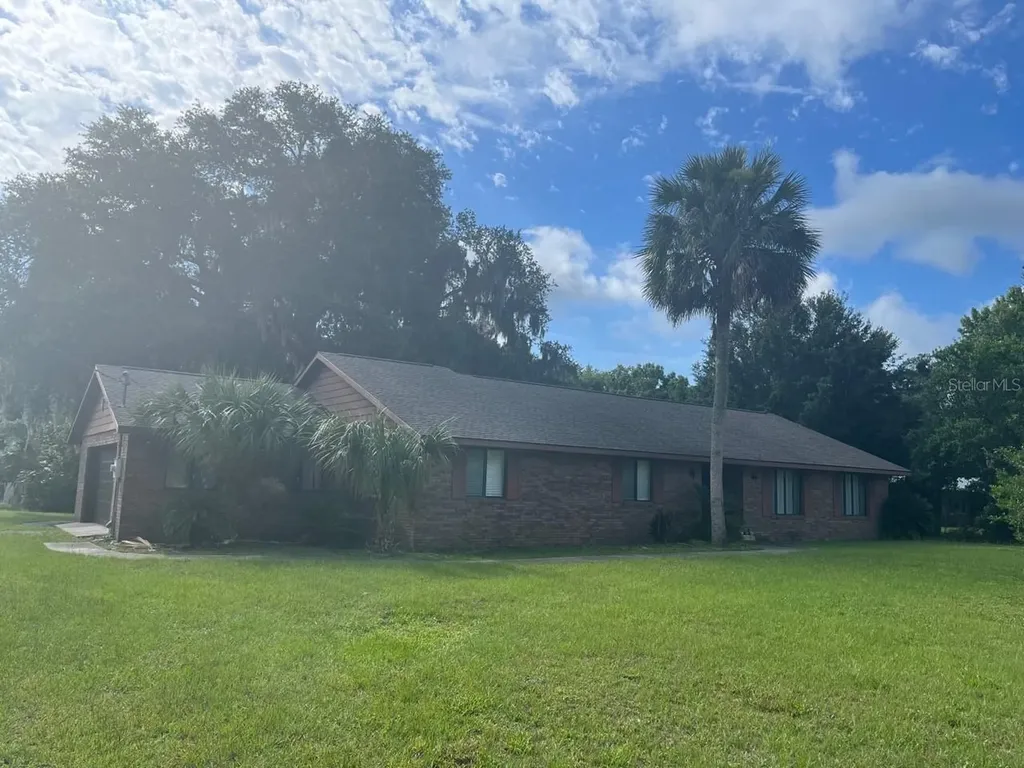 124 Esperanza Grove Road East Palatka FL 32131