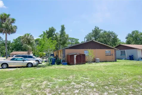 5804 9th Street Court E Bradenton FL 34203