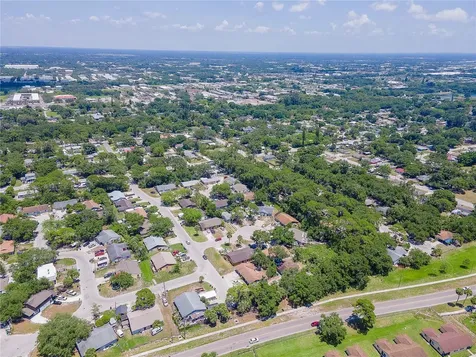 5804 9th Street Court E Bradenton FL 34203