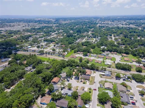 5804 9th Street Court E Bradenton FL 34203