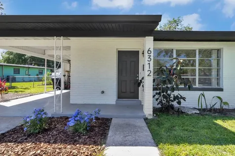 6312 Lyons Street Orlando FL 32807