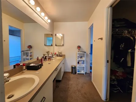 9833 Tattersall Avenue Orlando FL 32817