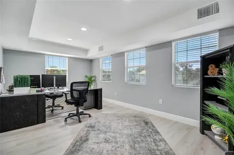 733 W Colonial Drive Orlando FL 32804