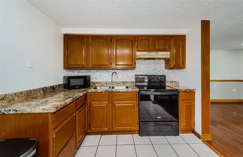 9305 Hunt Club Lane Port Richey FL 34668