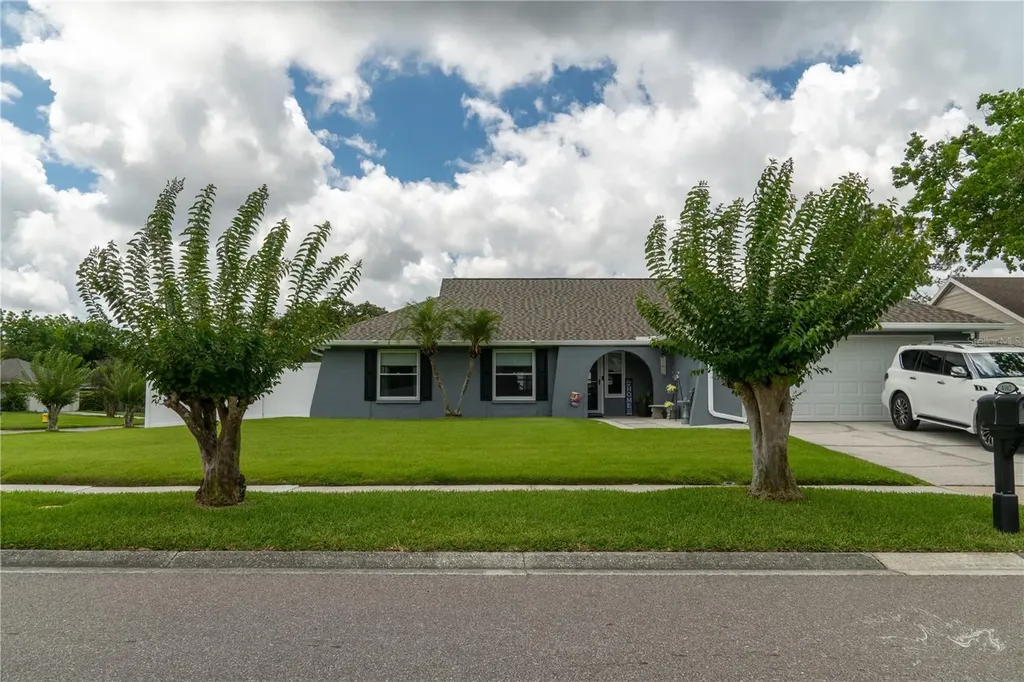 4102 W Bank Avenue Tampa FL 33624