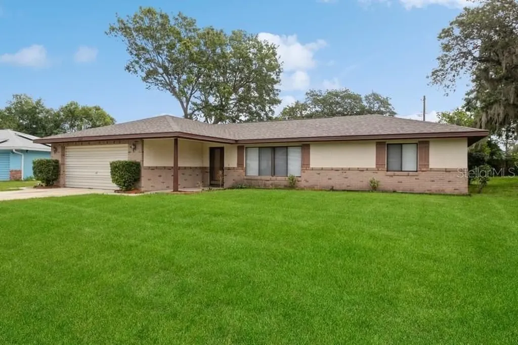 1607 Urbana Avenue Deltona FL 32725