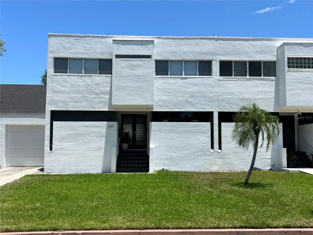207 N Trask Street Tampa FL 33609