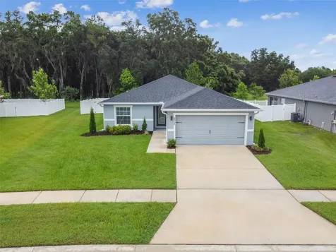 6925 Gideon Circle Zephyrhills FL 33541