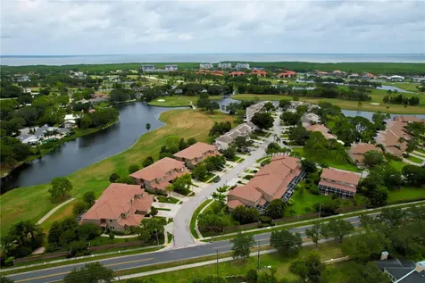 13810 Lake Point Drive Clearwater FL 33762