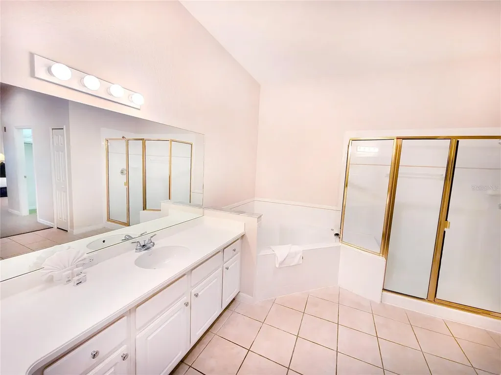 716 Lucaya Loop Davenport FL 33897