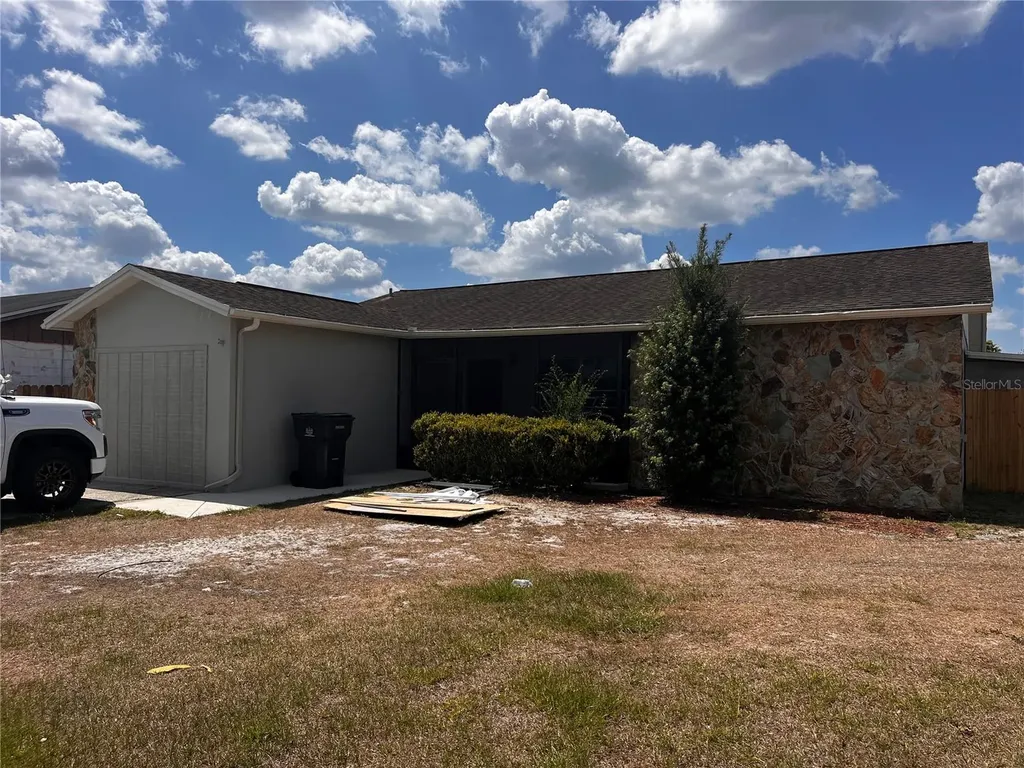 1020 Lochmont Drive Brandon FL 33511