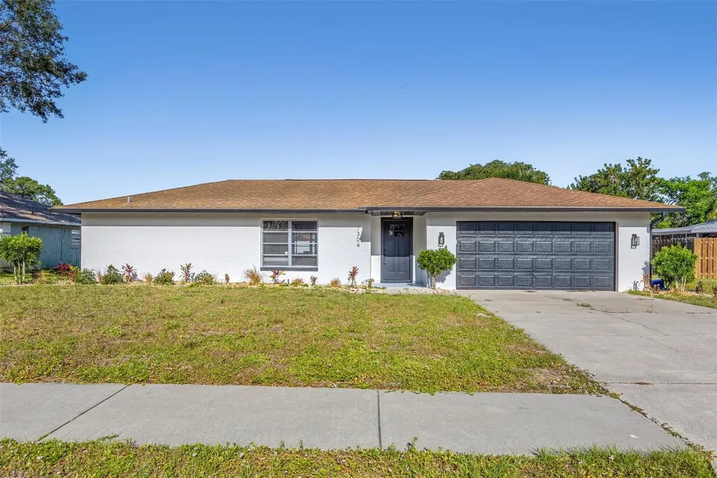 7304 Claries Drive Sarasota FL 34243
