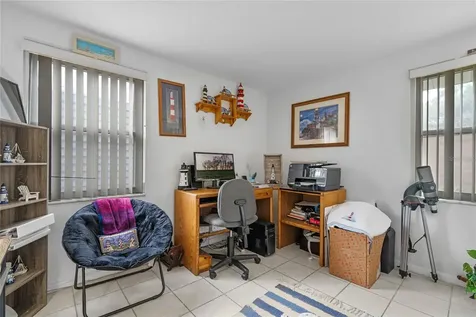 268 2nd Street Lake Mary FL 32746