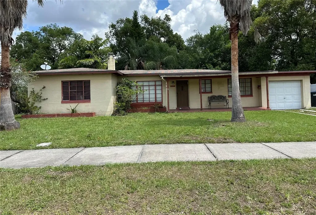 5871 Bamboo Drive Orlando FL 32807