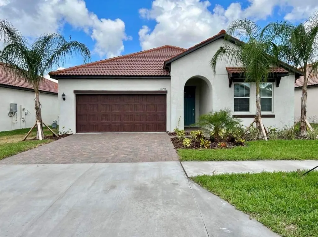17213 Star Banks Street Wimauma FL 33598