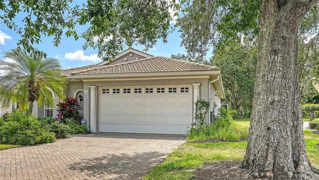 4283 Reflections Parkway Sarasota FL 34233