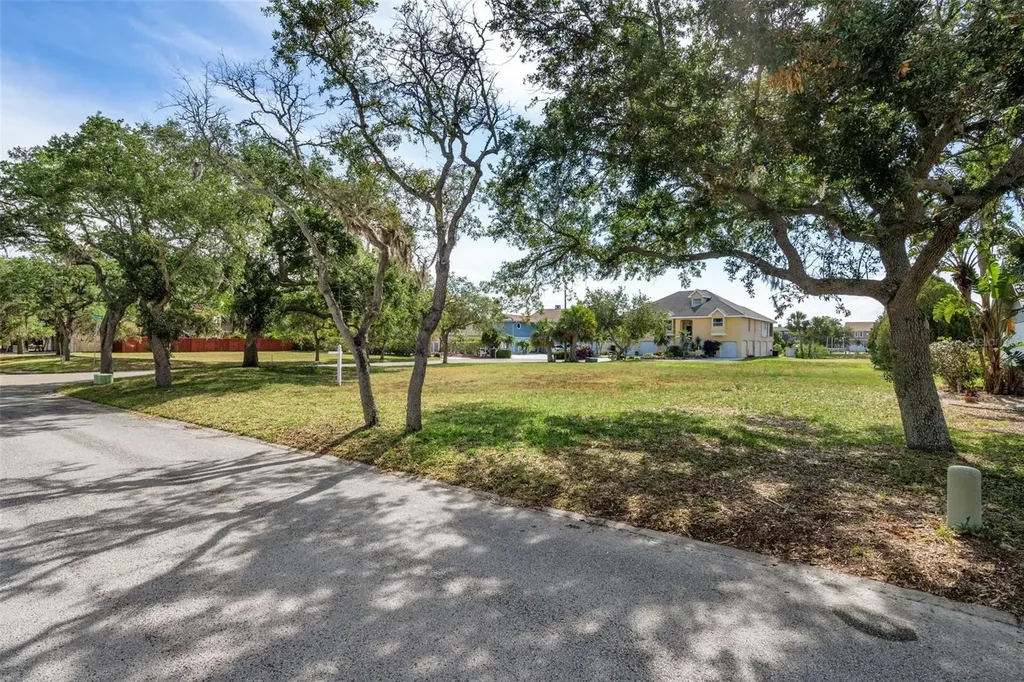 5650 Westshore Drive New Port Richey FL 34652