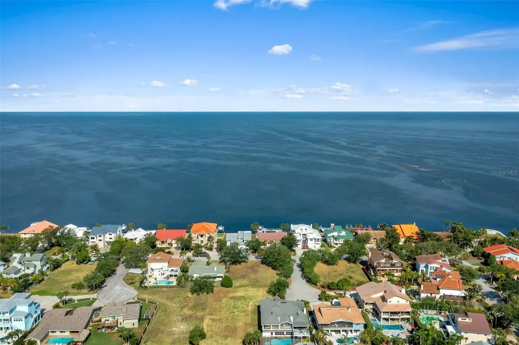 5650 Westshore Drive New Port Richey FL 34652