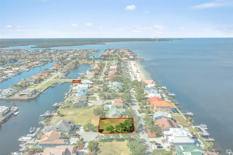 5650 Westshore Drive New Port Richey FL 34652