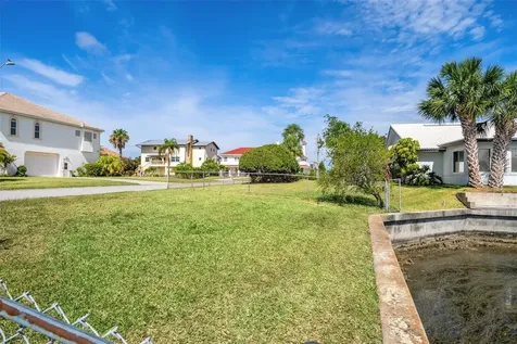 5650 Westshore Drive New Port Richey FL 34652