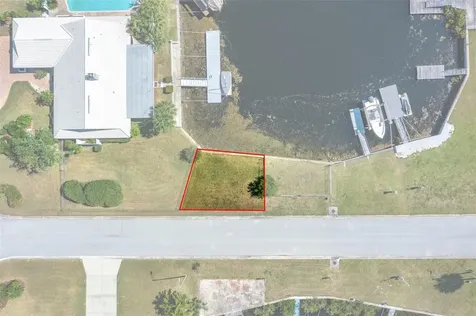 5650 Westshore Drive New Port Richey FL 34652