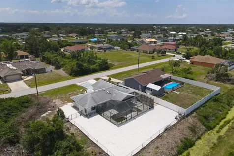 6983 Beardsley Street Englewood FL 34224