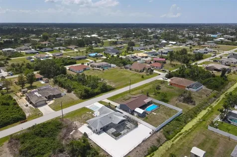 6983 Beardsley Street Englewood FL 34224